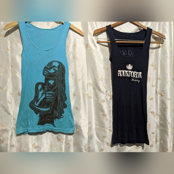 Tops 2 Vintage Wife Beater Tanks Sz Sm Med Poshmark